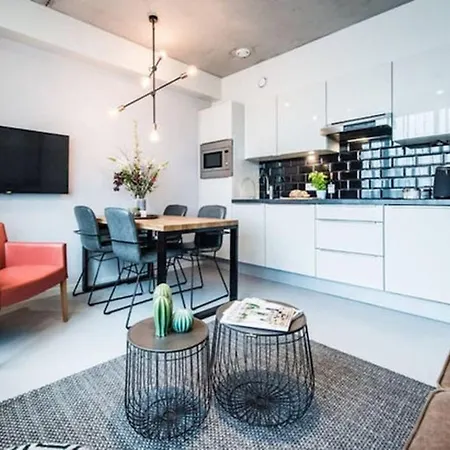 Vibrant 2br Zeeburgerpad * Amsterdam
