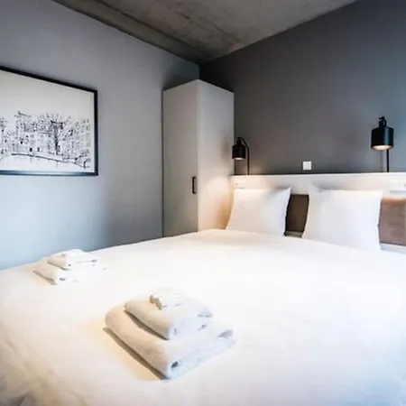 Vibrant 2br Zeeburgerpad Appartamento Amsterdam